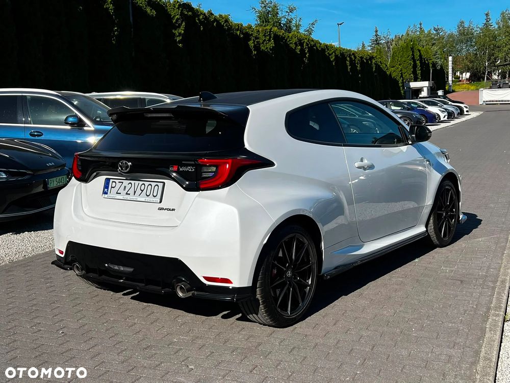 Toyota GR Yaris 1.6 Dynamic - 8