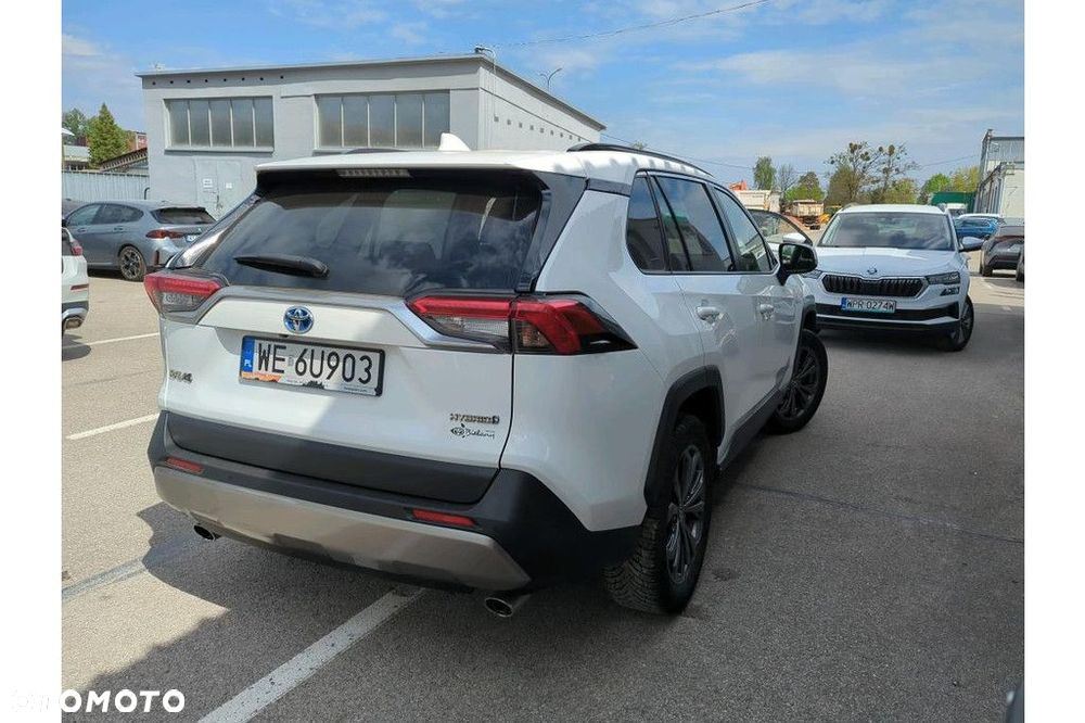 Toyota RAV4 - 3