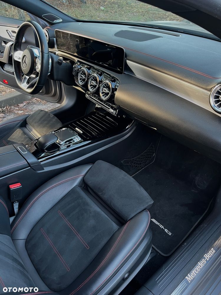 Mercedes-Benz CLA 220 d AMG Line 8G-DCT - 20