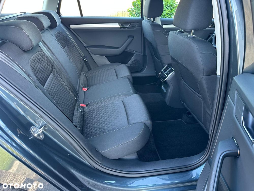 Skoda Superb 2.0 TDI Ambition - 16
