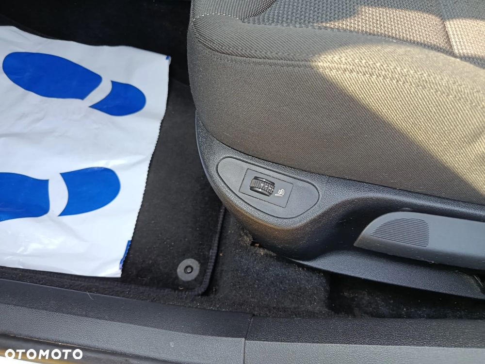 Peugeot 308 120 VTi Style - 19