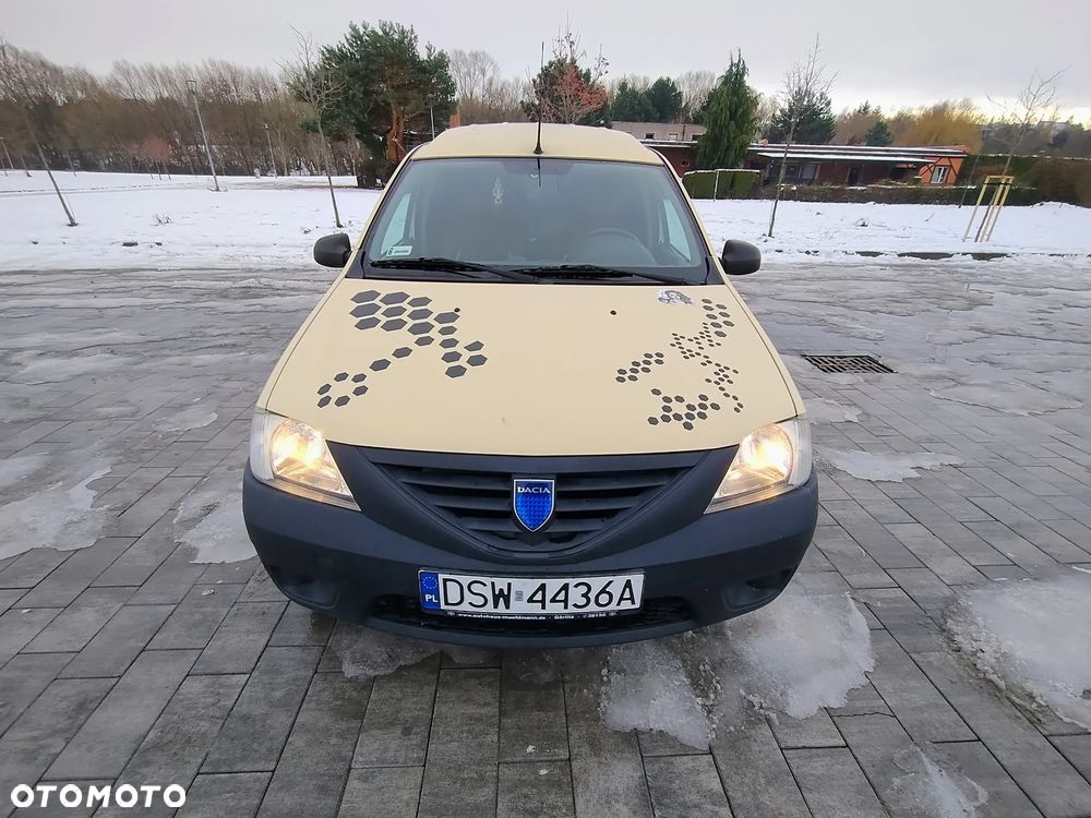 Dacia Logan - 1