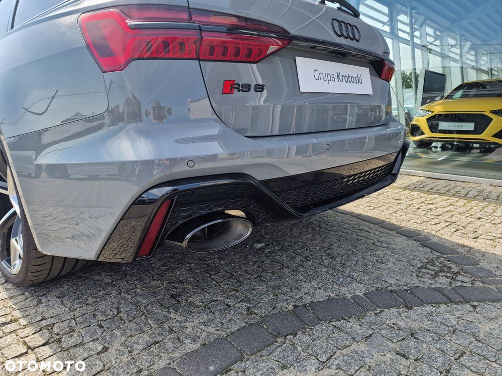 Audi RS6 Avant - 7