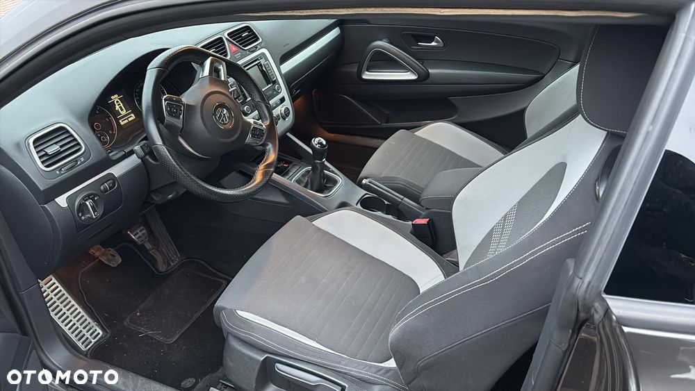 Volkswagen Scirocco 2.0 TDI - 5