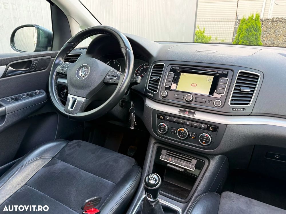 Volkswagen Sharan 2.0 TDI 4MOTION Blue Motion Style - 18