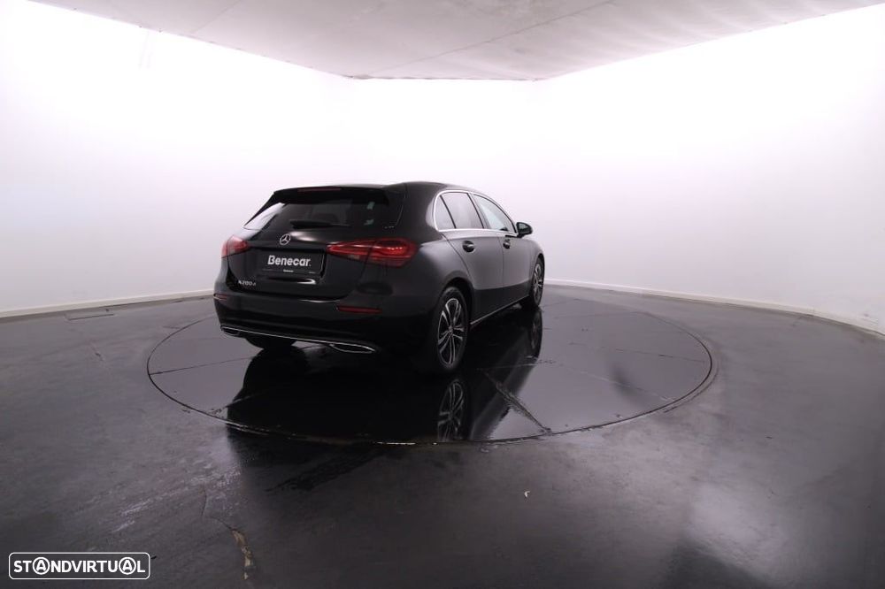 Mercedes-Benz A 200 d - 8