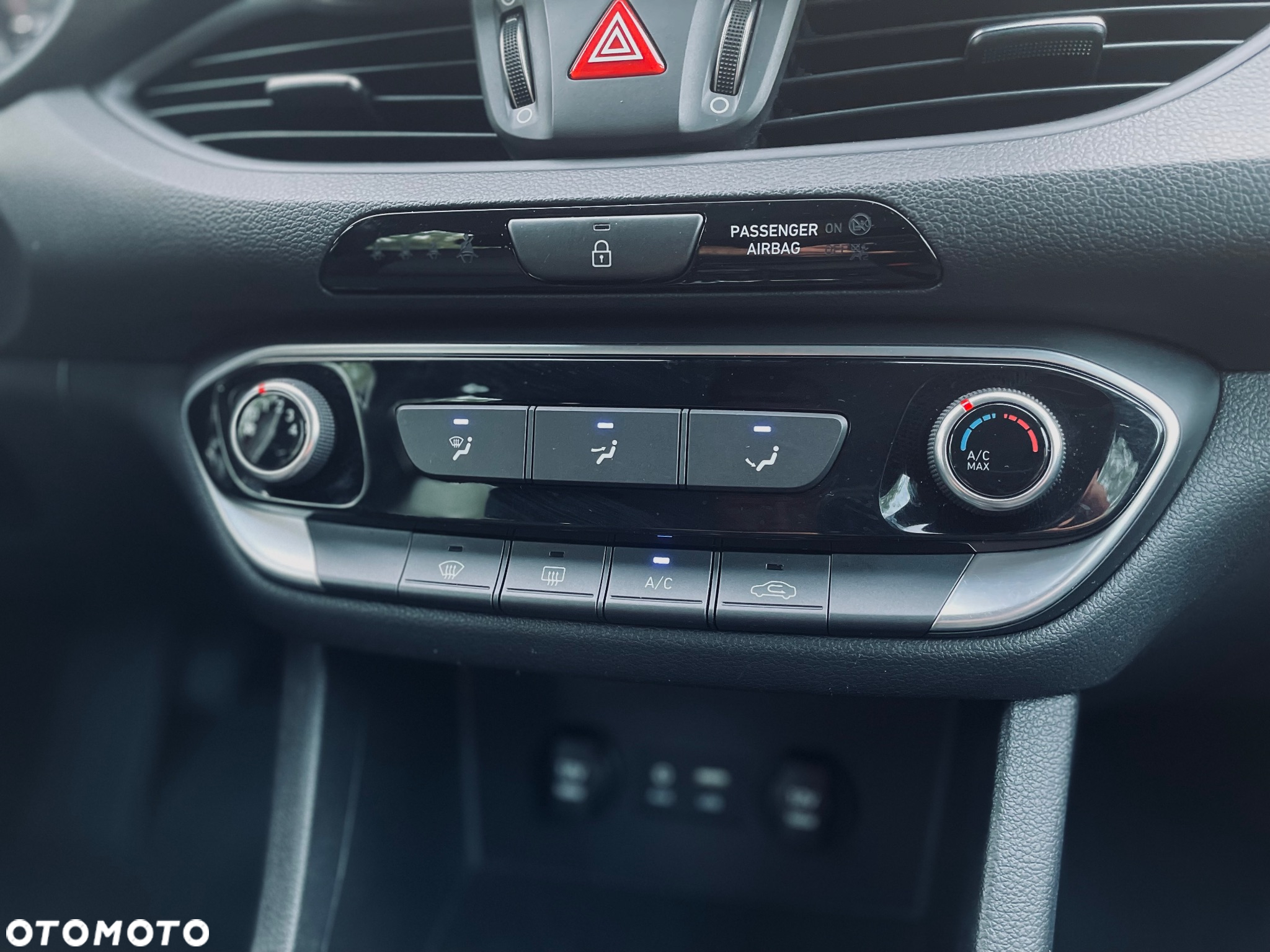 Hyundai i30 Kombi 1.0 T-GDI Style - 27