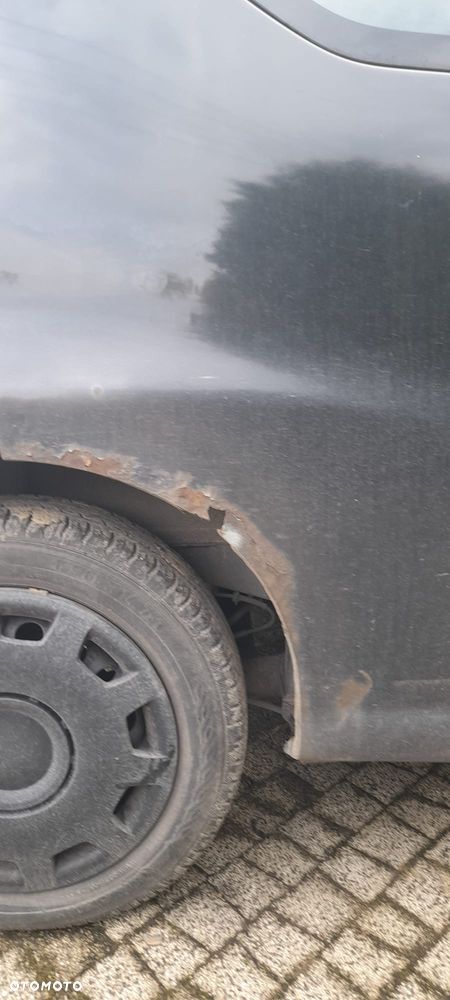 Peugeot 107 2008 photo 3