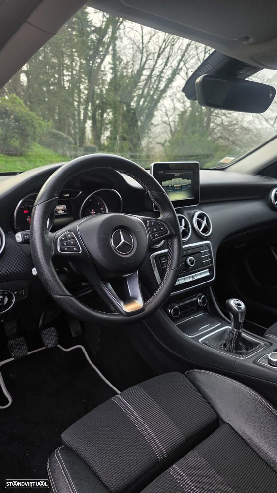 Mercedes-Benz A 180 d Fleet Pack Urban - 15