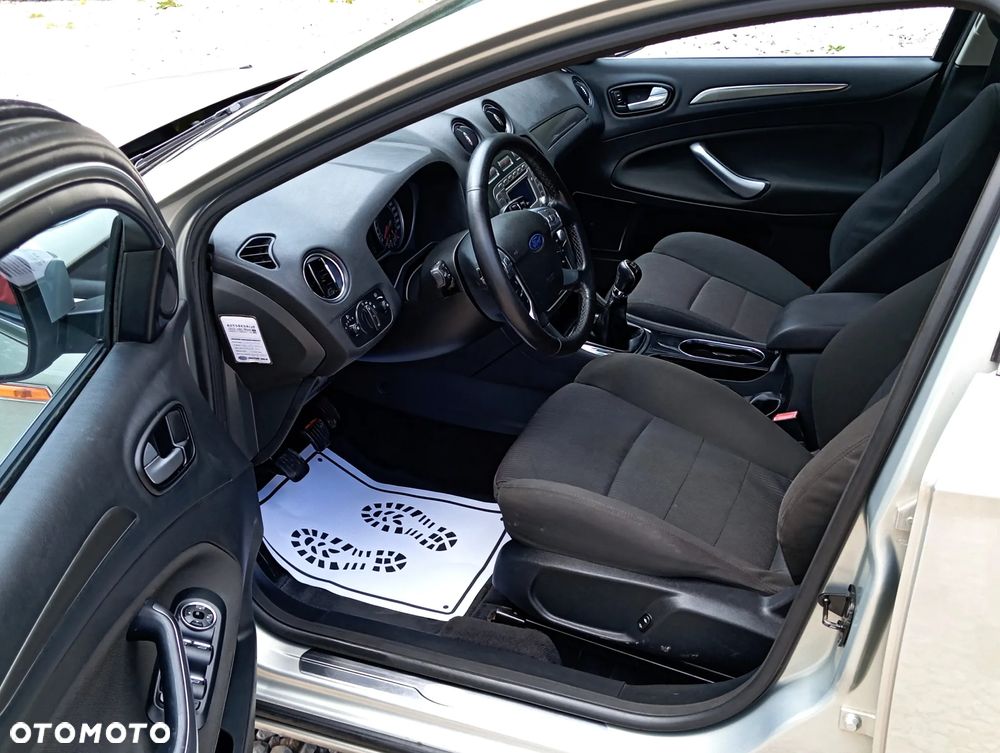 Ford Mondeo 2.0 Viva Titanium - 13