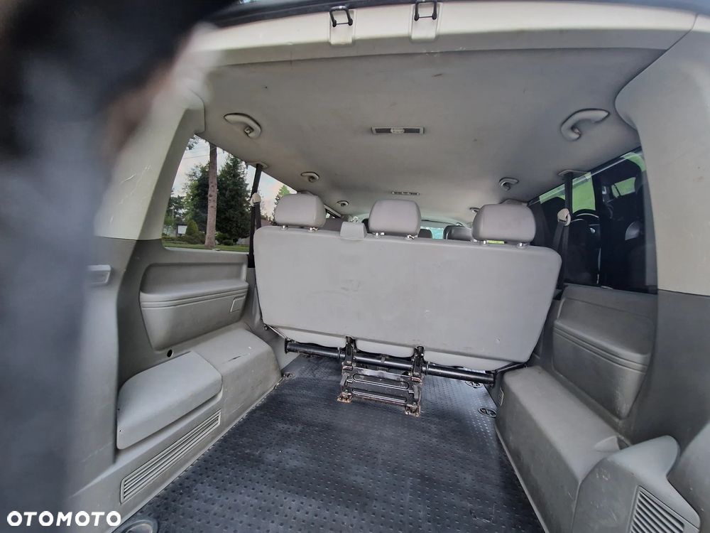 Volkswagen Caravelle L2 - 24