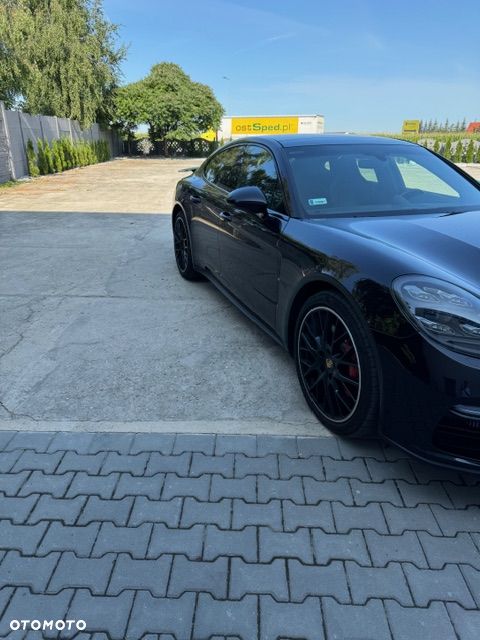 Porsche Panamera - 3