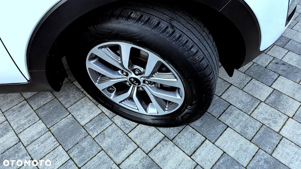 Kia Sportage 1.6 GDI Business Line L 2WD - 29