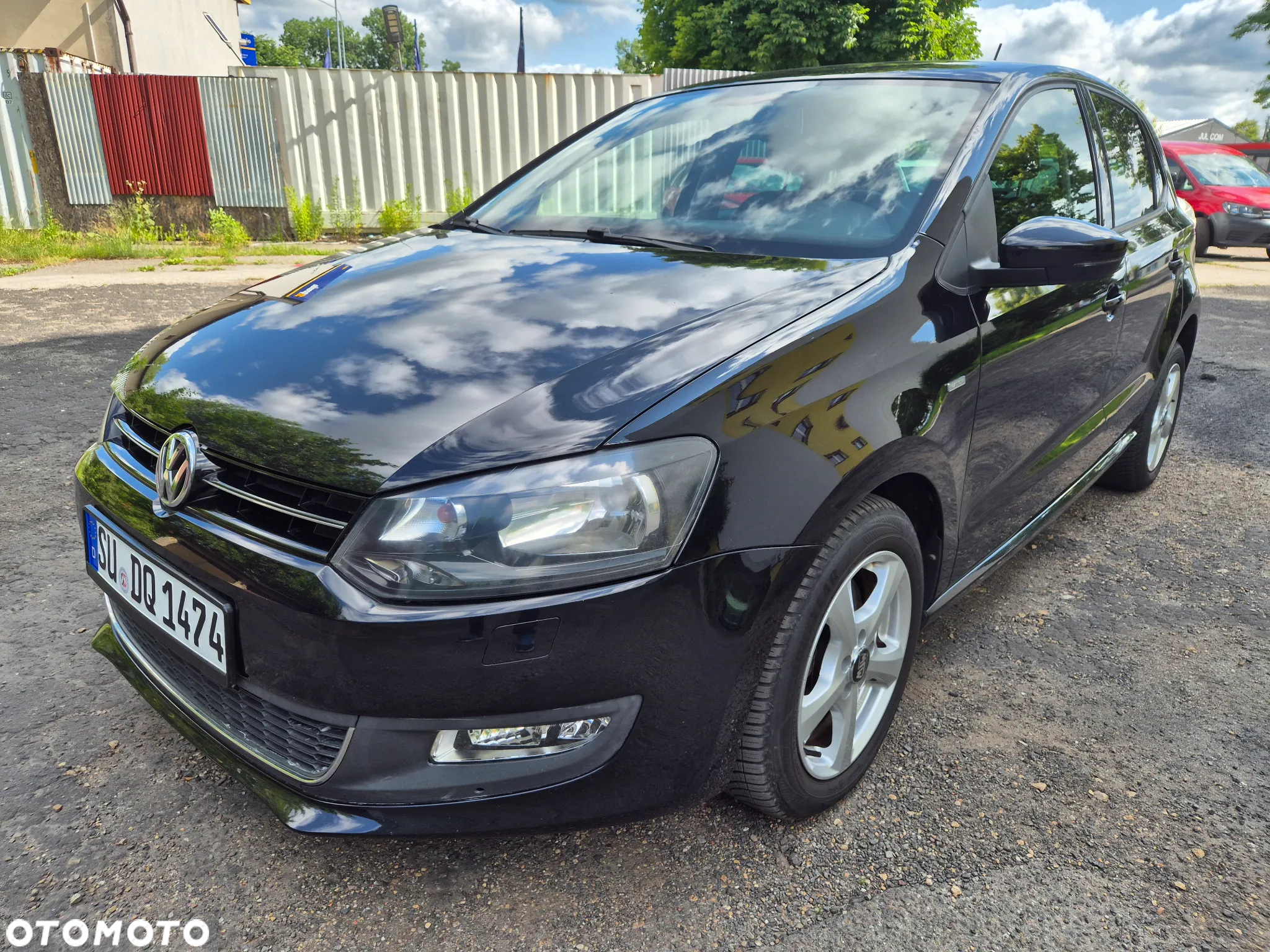 Volkswagen Polo 1.2 TSI MATCH - 2