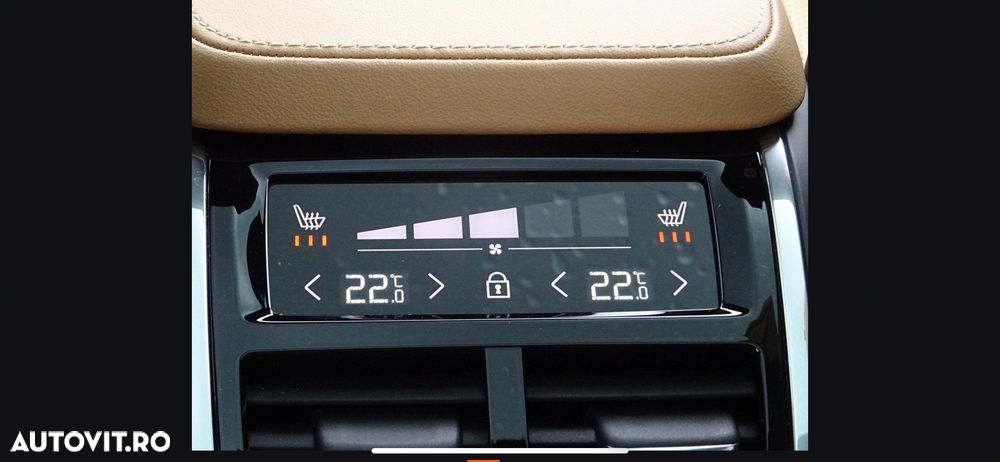 Volvo XC 90 T8 AWD Recharge Geartronic Inscription Edition - 27
