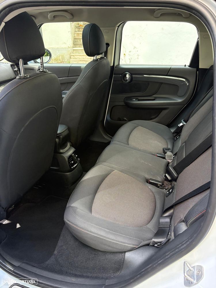 MINI Countryman Cooper SE ALL4 Auto - 10