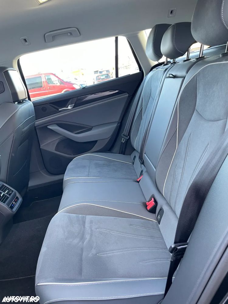 Volkswagen Passat - 6