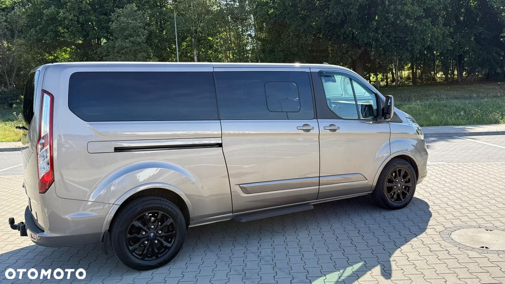 Ford Tourneo Custom - 6
