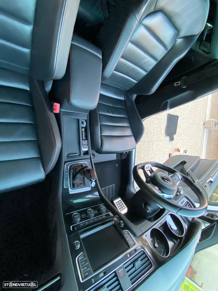 VW Golf 2.0 GTi DSG Edition 30 - 18