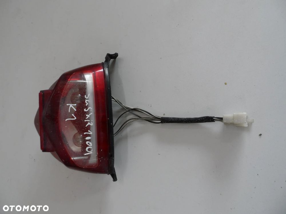 SUZUKI GSXR 1000 K1 lampa tył - 2