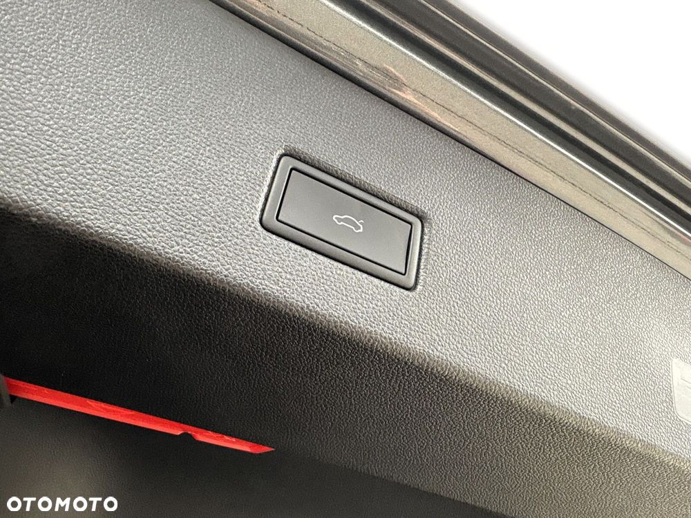 Volkswagen T-Roc 1.5 TSI Style DSG - 29