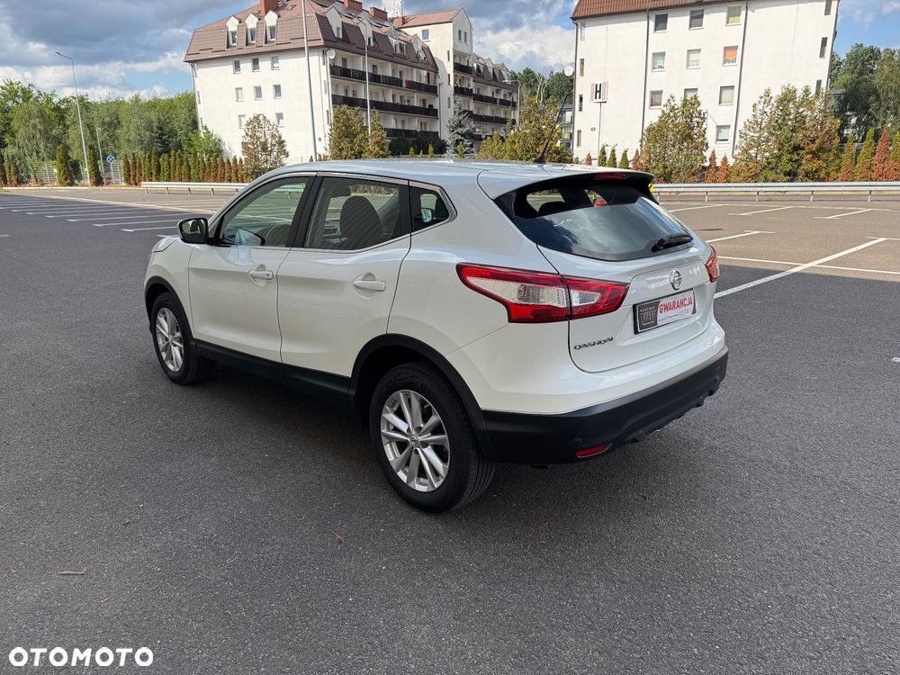 Nissan Qashqai - 4