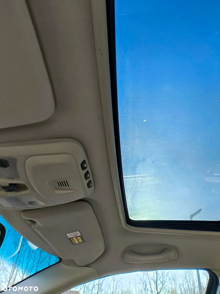 Volvo S60 2.5T Momentum - 20