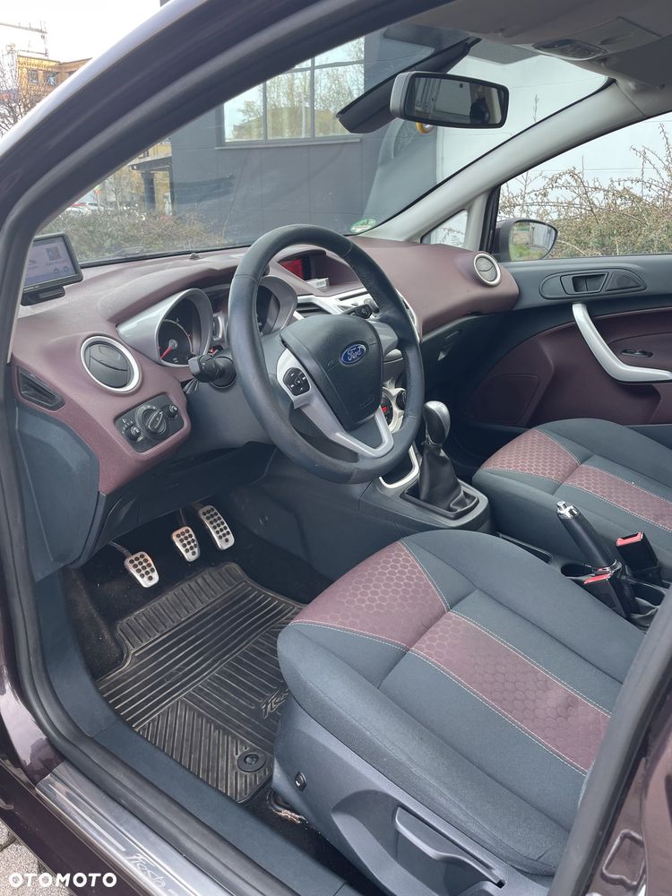 Ford Fiesta - 5