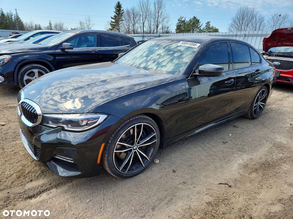 BMW Seria 3 330i xDrive M Sport - 1