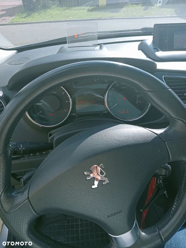 Peugeot 3008 - 29