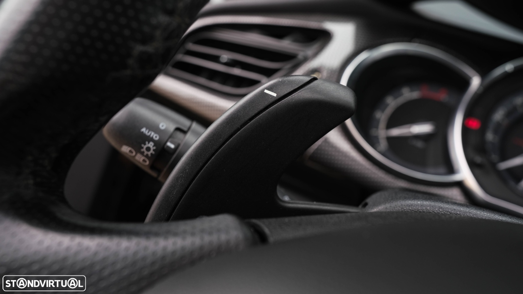 Citroën DS3 Cabrio 1.6 e-HDi So Chic ETG6 - 18