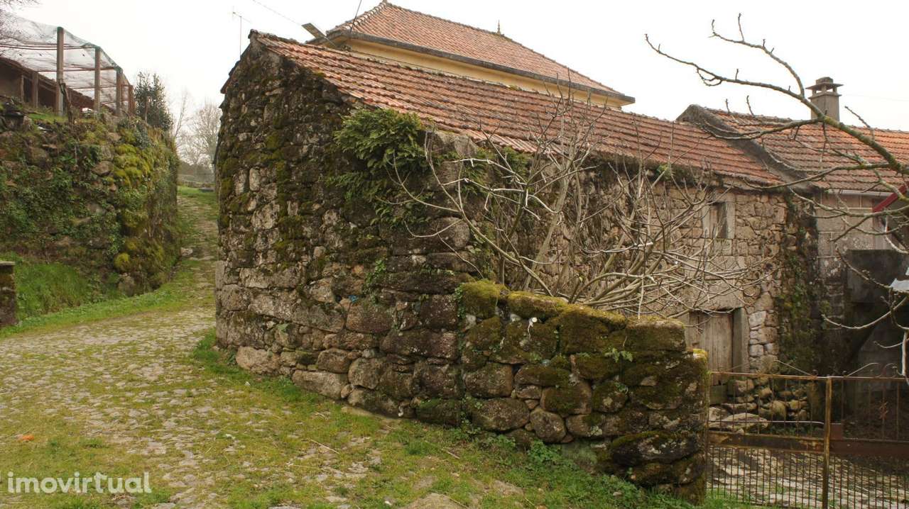 Moradias em Castro Laboreiro - Grande imagem: 4/15
