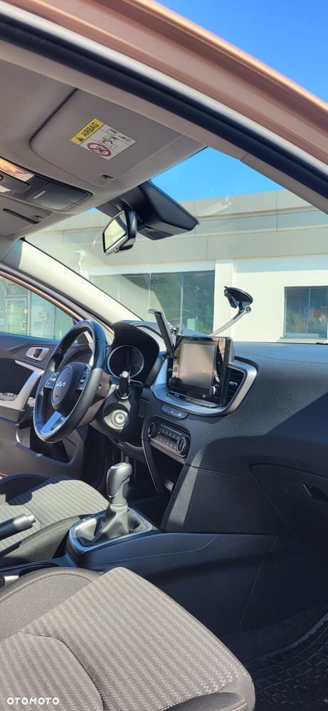 Kia Ceed 1.5 T-GDI M - 12