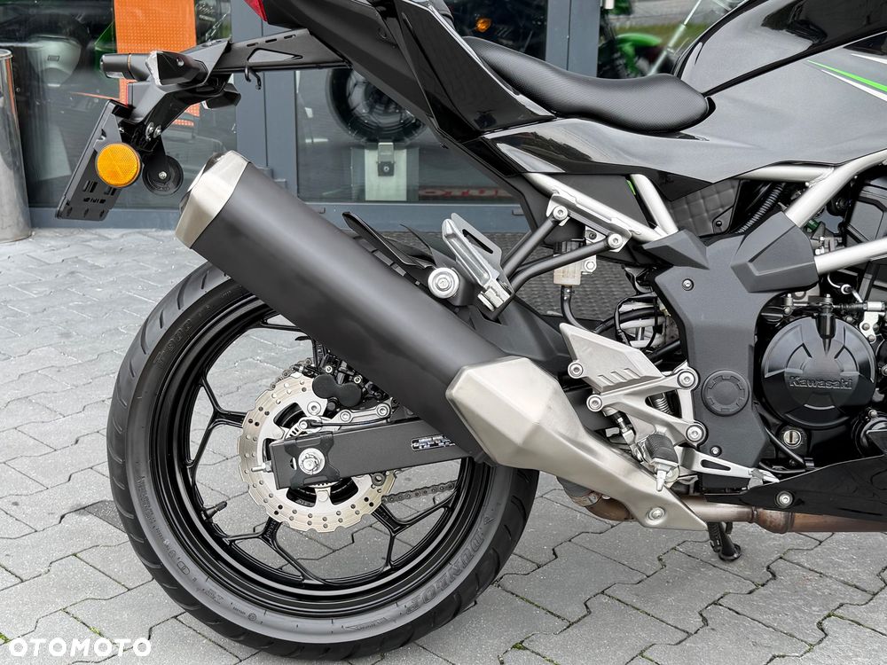 Kawasaki Z - 6