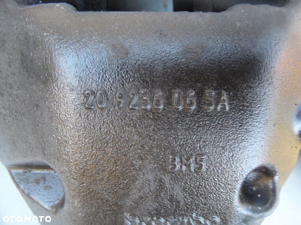 ZACISK HAMULCOWY PRAWY LEWY TYŁ AUDI Q7 TOUAREG CAYENNE - 2