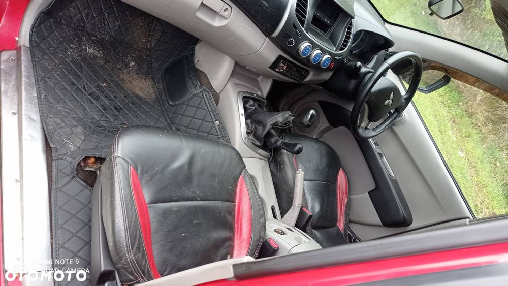 Mitsubishi L200 - 4