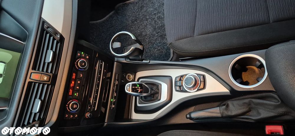 BMW X1 - 32