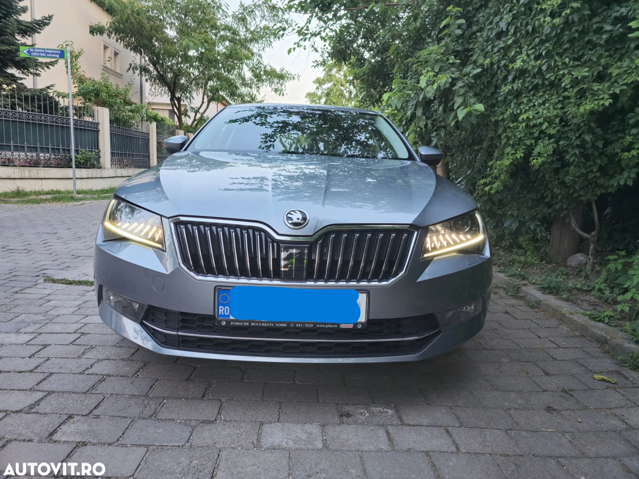 Skoda Superb 2.0 TDI Ambition - 7