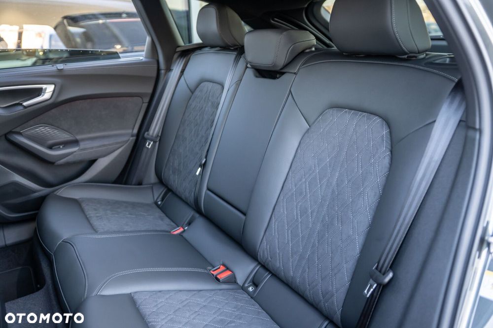 Audi A5 Avant e-Hybrid 220 kW Quattro S tronic - 17