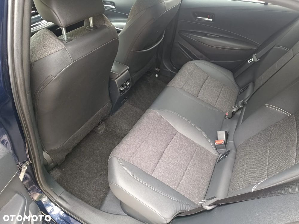 Toyota Corolla - 15
