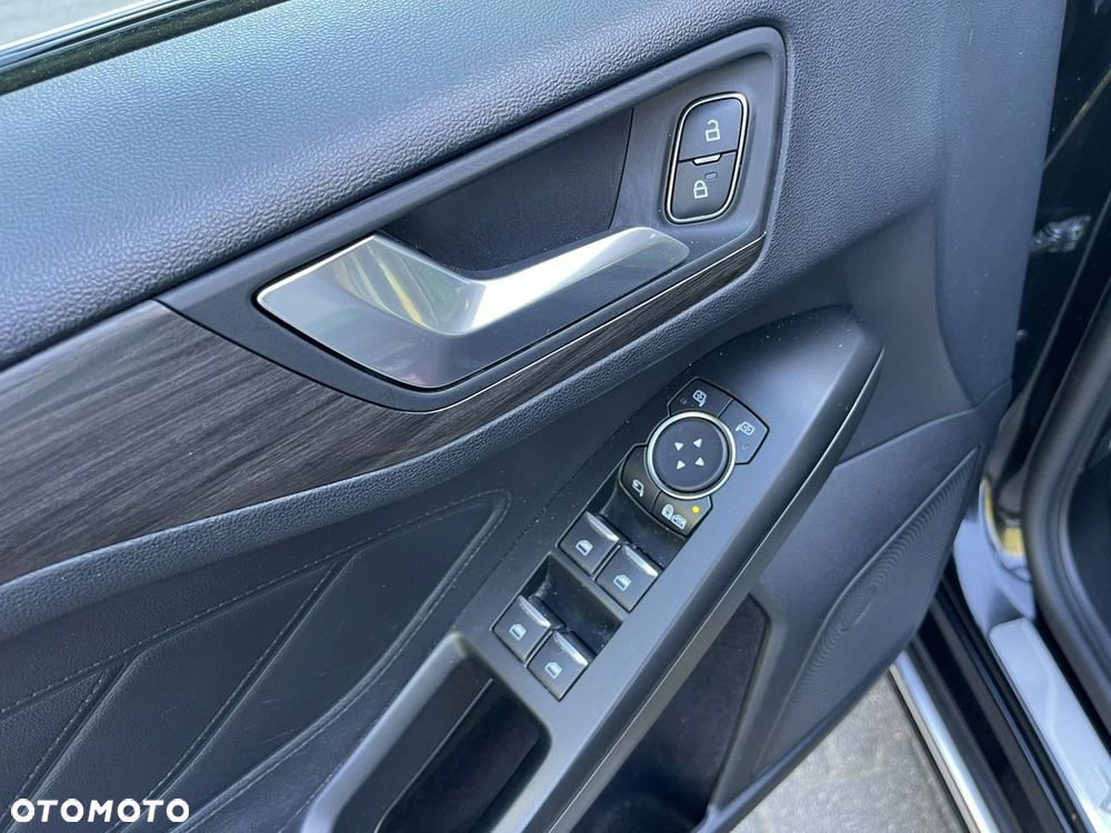 Ford Focus - 21