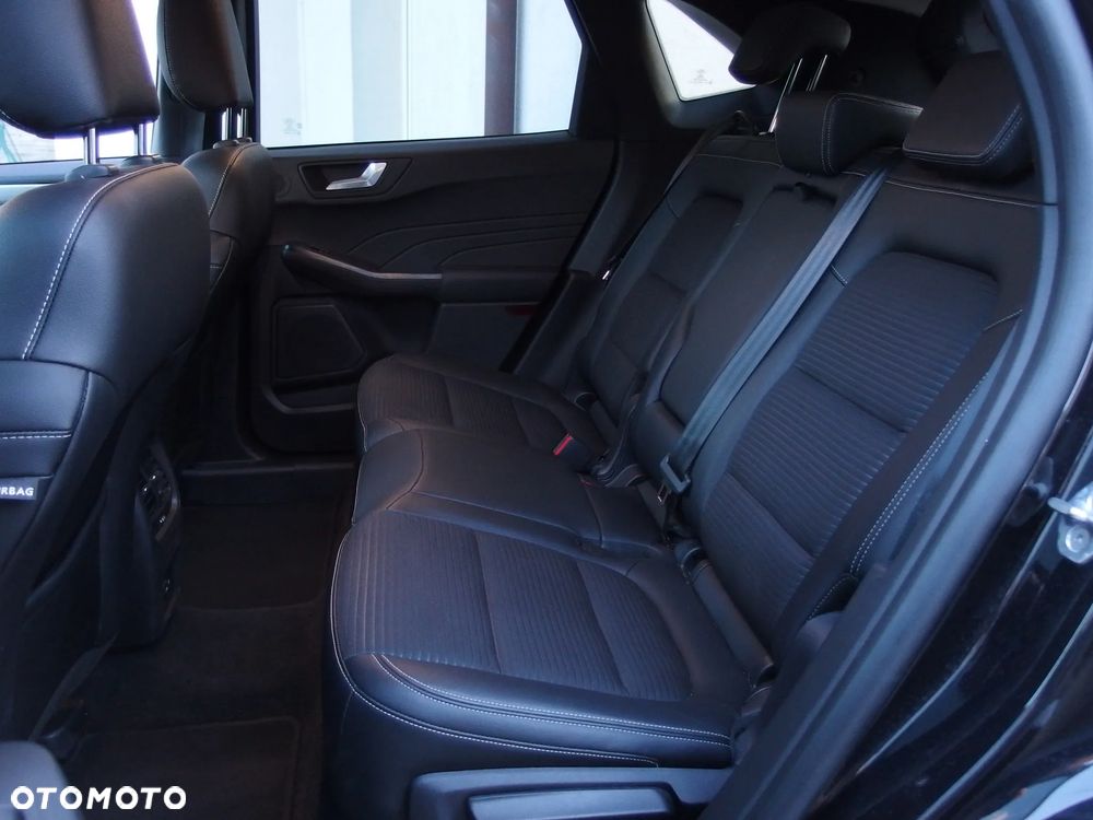 Ford Kuga 2.5 FHEV FWD Titanium X - 7