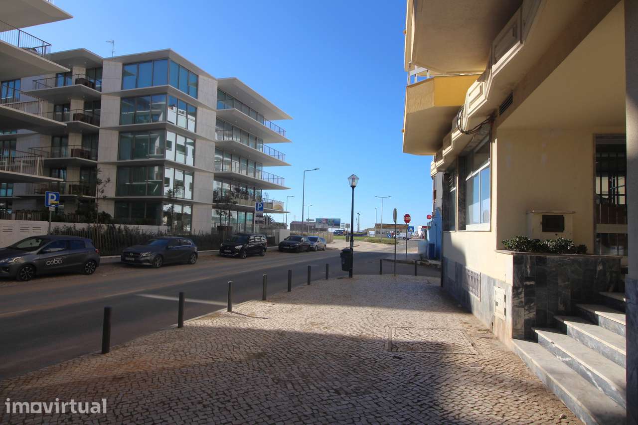 Armação de Pêra, T1 Renovado a 95 metros da praia dos pescadores - Grande imagem: 3/12