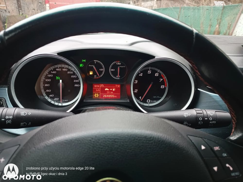 Alfa Romeo Giulietta 1.8 TBi 16V Quadrifoglio Verde - 8