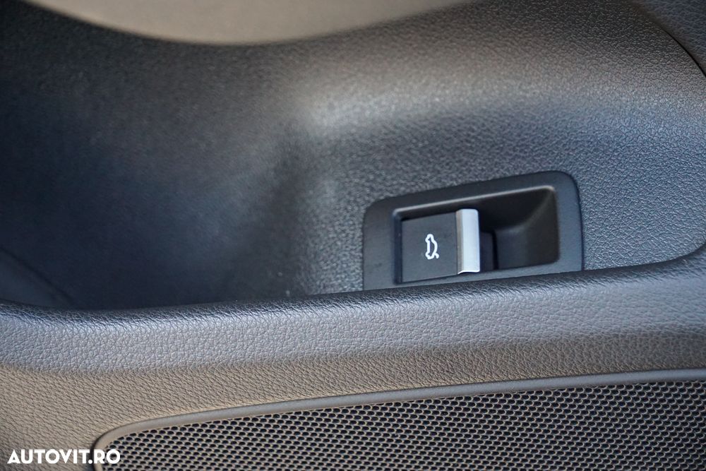 Audi A4 Avant 2.0 TDI S tronic - 20