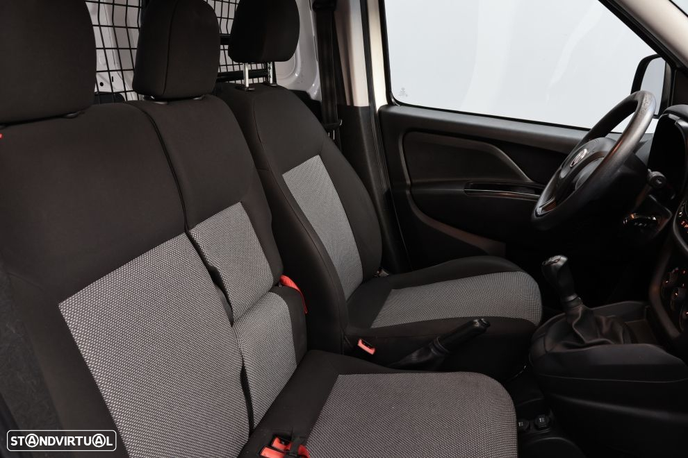 Fiat Doblo Dobló Cargo 1.3m-jet Easy 3l - 18