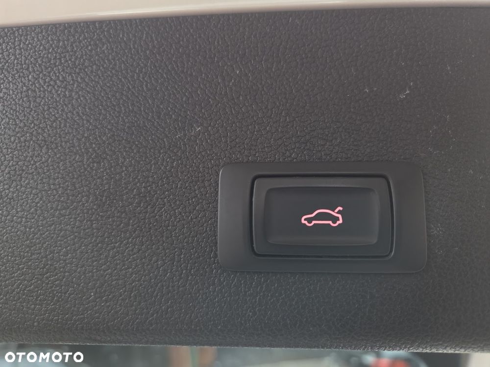 Audi A4 Avant 2.0 TDI DPF quattro S tronic S line Sportpaket - 29