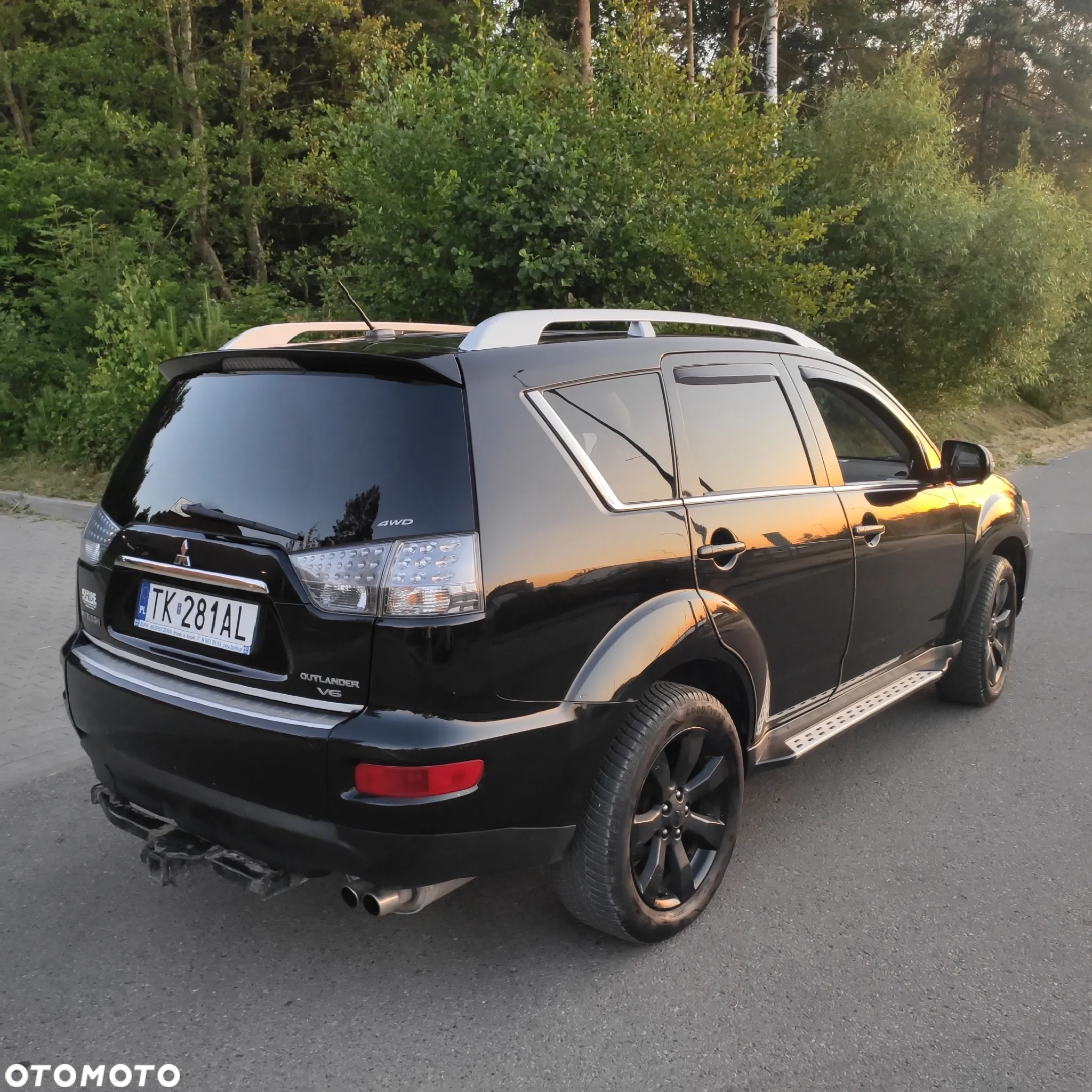 Mitsubishi Outlander 3.0 V6 XLS - 13