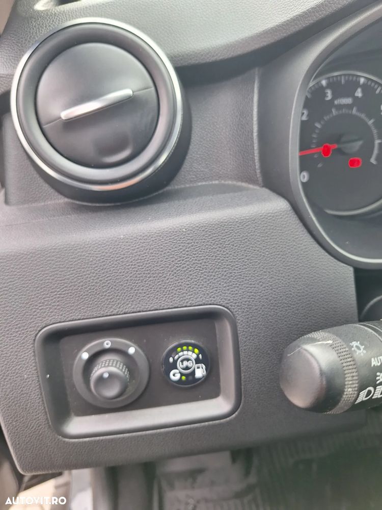 DACIA Duster 2019 — imagine 10