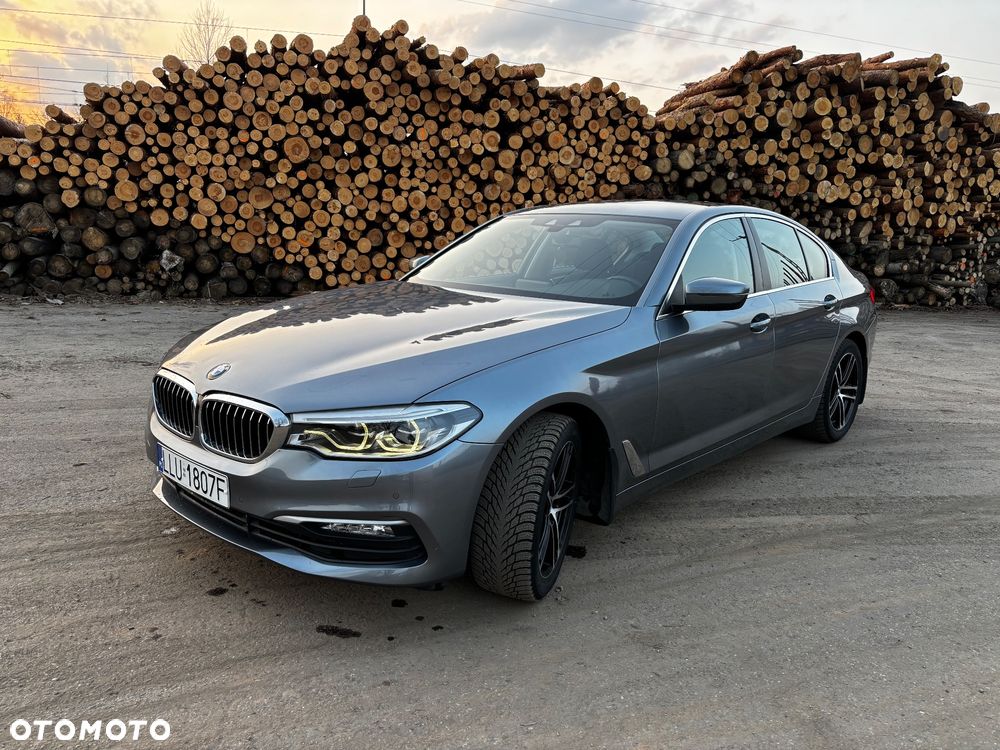 BMW Seria 5 520d xDrive Luxury Line - 7